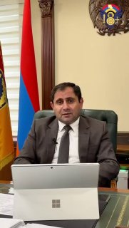 Министр обороны Армении Сурен Папикян на пресс-конференции