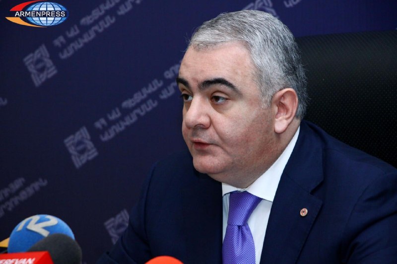 Задержание Армана Саакяна в Севане в рамках уголовного дела о взятках