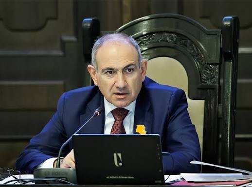 Премьер-министр Армении Никол Пашинян выступает на пресс-конференции, Гегаркуник