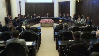 Никол Пашинян выступает перед жителями Гегаркуникской области