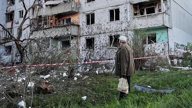 Последствия удара по Киеву: разрушенный многоквартирный дом в Гегаркунике