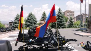 Снегоходы из Германии для армии Армении в высокогорье Гегаркуника
